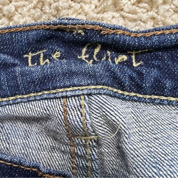 OLD NAVY The Flirt Flare Mid Rise Jeans Denim Medium Wash Blue Size 8 - Picture 5 of 11